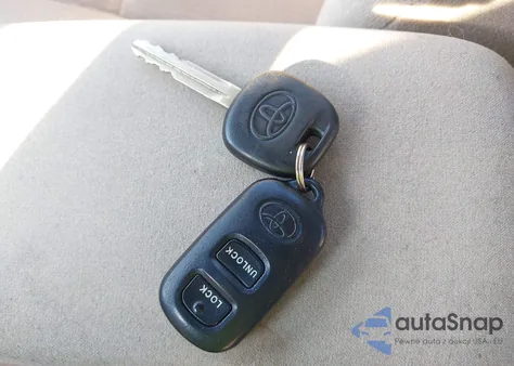 2006 Toyota Corolla Ce/Le from USA, damaged, VIN JTDBR32E560068831